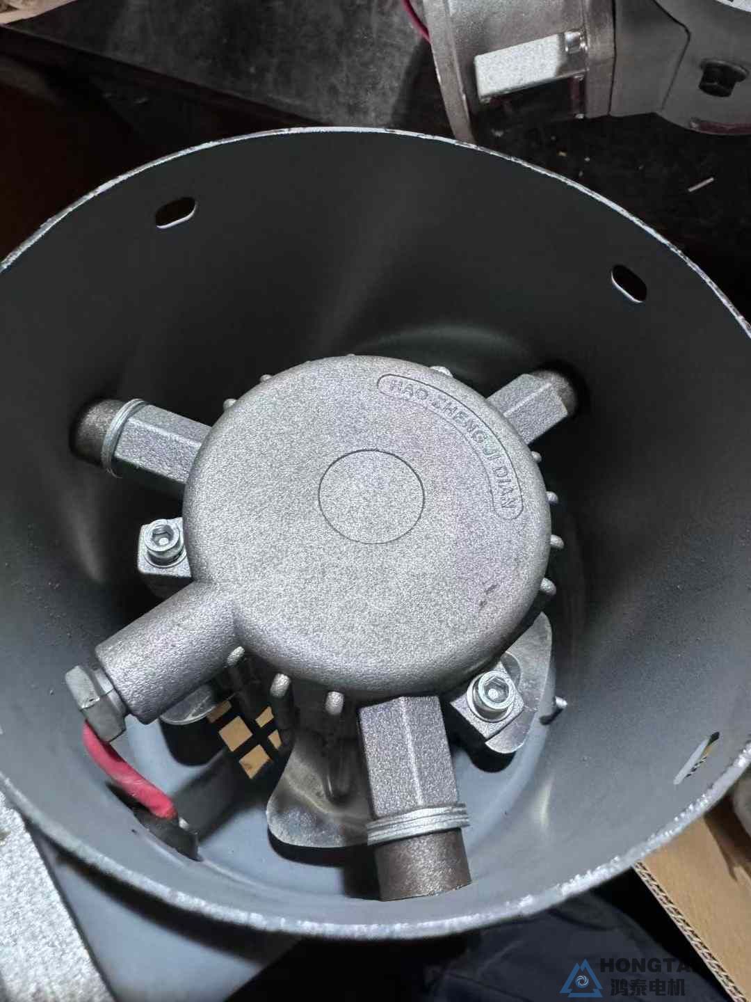 YVFE2-315L1-4电机配低噪音风机